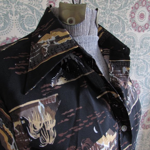 VINTAGE 1970s Black Polyester Volcano Button Down Shirt - Picture 2 of 7